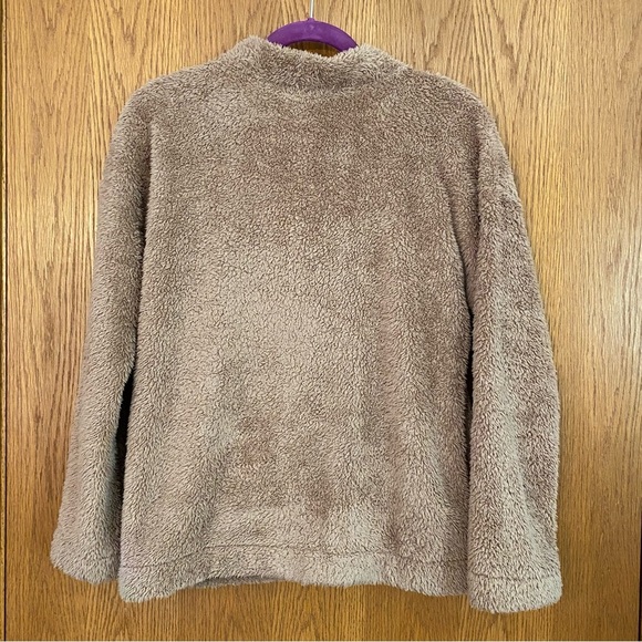 E & M Size S Fur Fleece Cardigan sweater button up Super Soft snd comfy! - Picture 3 of 11